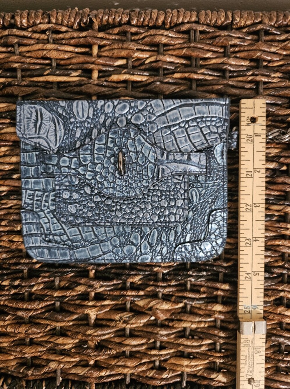 Uncommon OPI Small Wallet - Picture 3 of 5